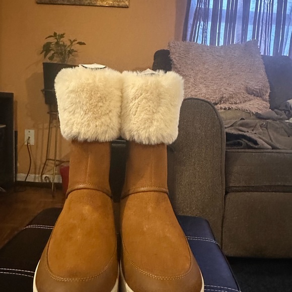 Kookaburra IGs Brown - Picture 2 of 3